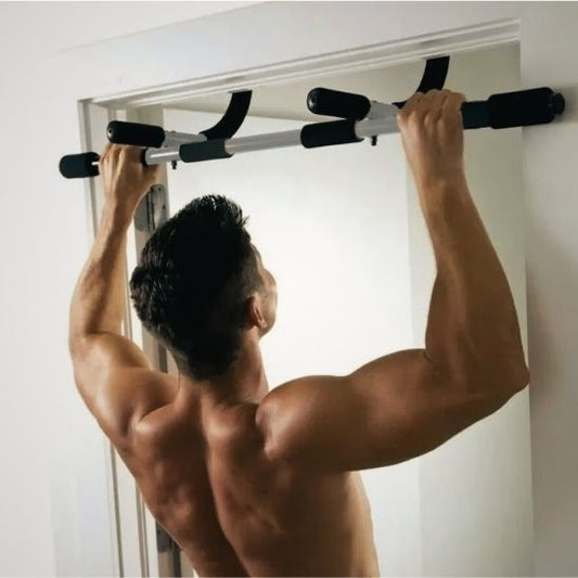 barre à traction porte sans perçage -homme fait des pull-ups