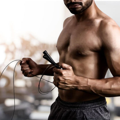 corde à sauter homme corps musclé