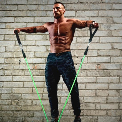 Elastique musculation - homme exercice élévations latérales