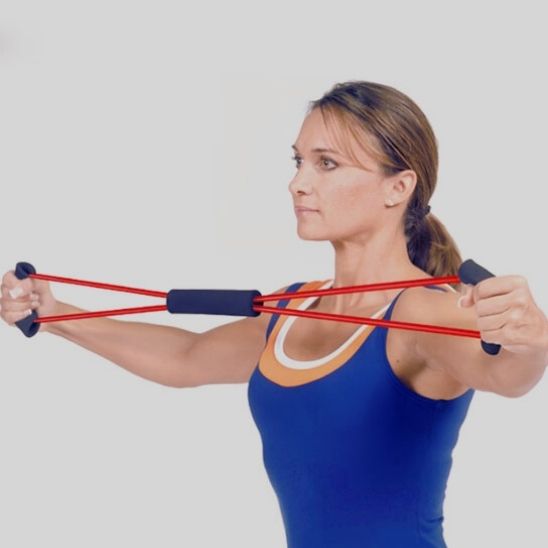 élastique sport musculation du dos par femme a domcile