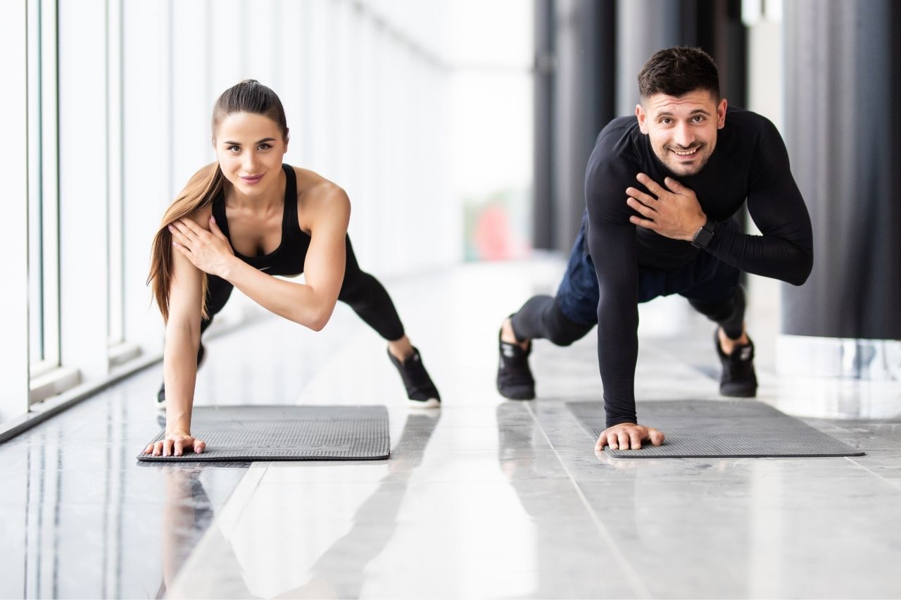 Exercice de renforcement musculaire à domicile - Équipement fitness Fitness à Loisir

